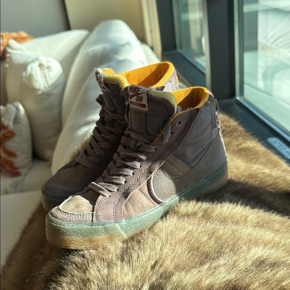Nike Men’s SB Blazer